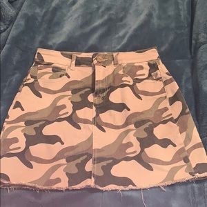 Camo skirt